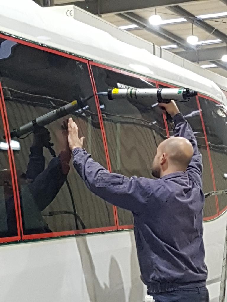 Applying sealant to a vehicle